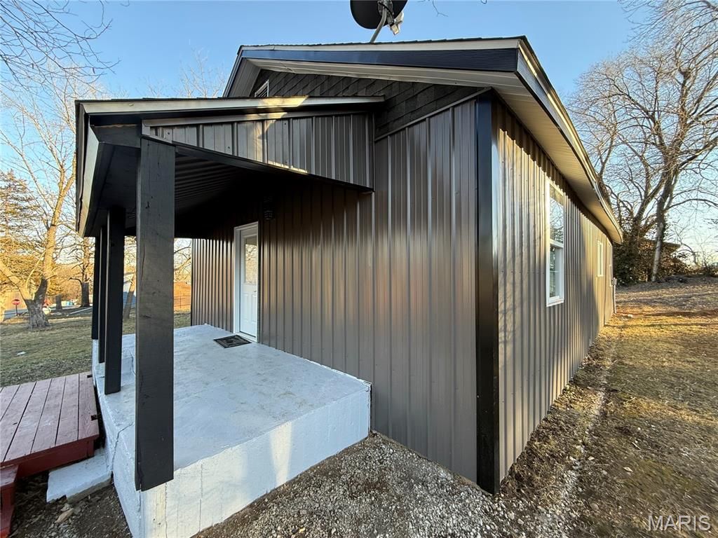 204 E Davis Street, West Plains, MO 65775