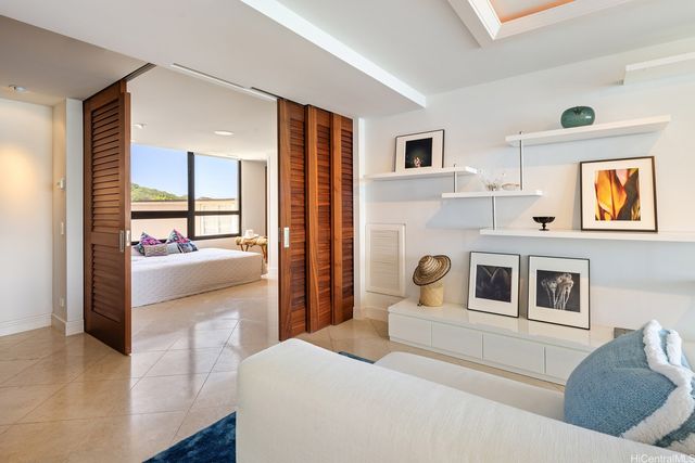 2979 Kalakaua Avenue 601, Honolulu, HI 96815