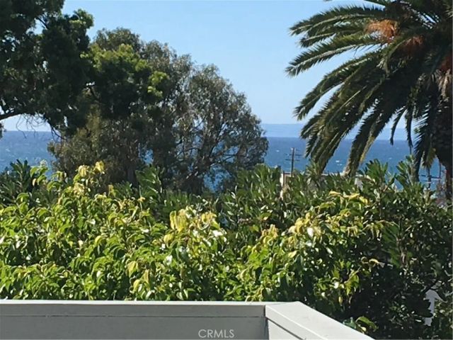 460 Saint Anns Drive, Laguna Beach, CA 92651