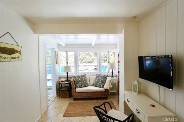 460 Saint Anns Drive, Laguna Beach, CA 92651