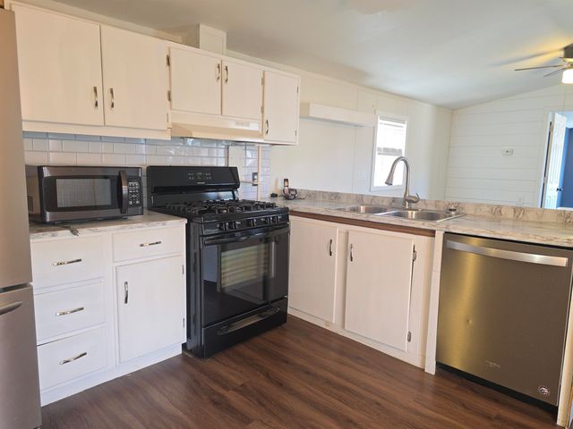 500 Main St Trlr 4, Gorham, NH 03581