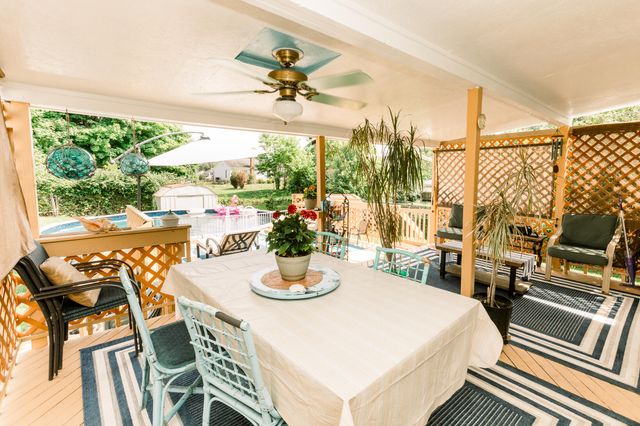 1517 Woodside Drive, Florence, KY 41042