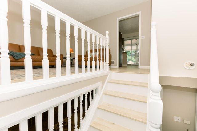 1517 Woodside Drive, Florence, KY 41042
