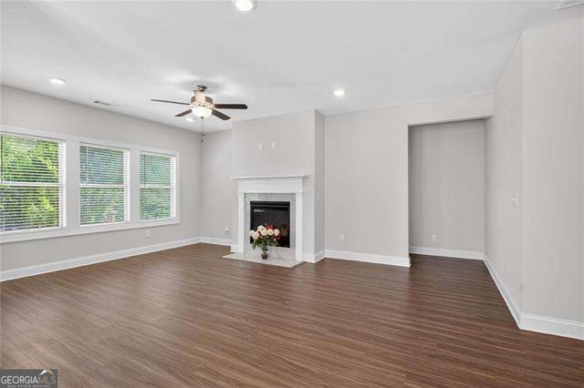 106 Hickory Run, Canton, GA 30115