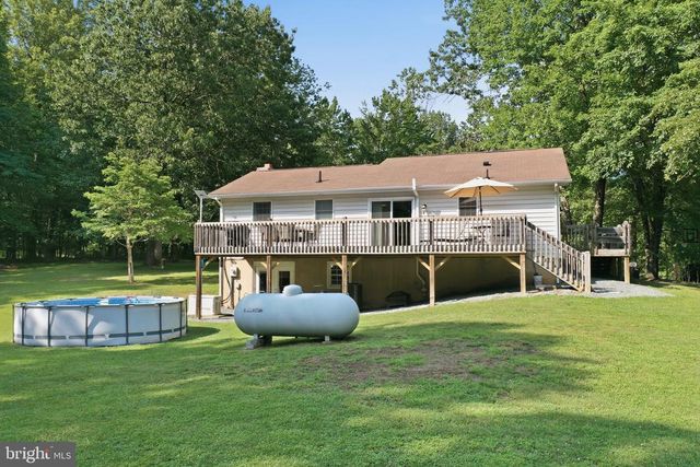 78 LIZZIE MILLS RD, Castleton, VA 22716