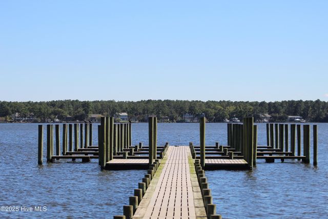 105 Waterway Drive, Havelock, NC 28532