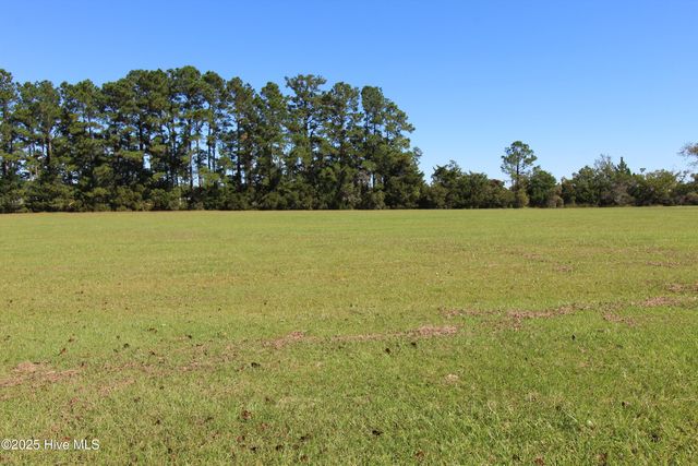 105 Waterway Drive, Havelock, NC 28532