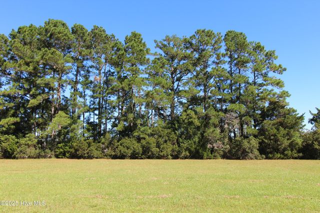 105 Waterway Drive, Havelock, NC 28532