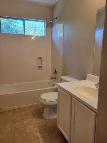 6055 Green Heather Lane, Houston, TX 77085