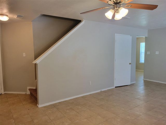 6055 Green Heather Lane, Houston, TX 77085