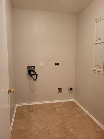 6055 Green Heather Lane, Houston, TX 77085