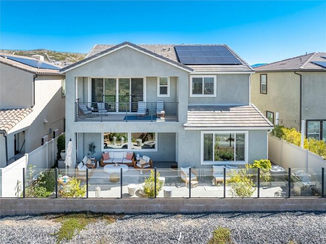 18262 Astro Court, Saugus, CA 91350