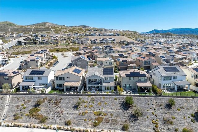 18262 Astro Court, Saugus, CA 91350