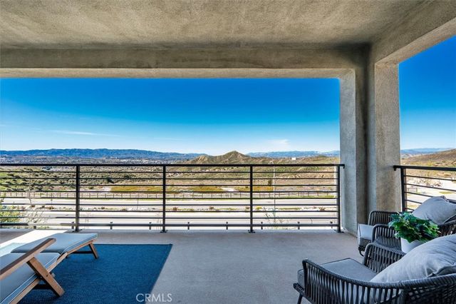 18262 Astro Court, Saugus, CA 91350