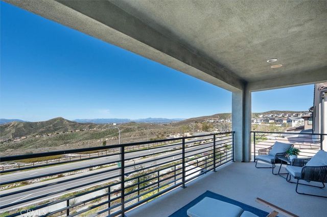 18262 Astro Court, Saugus, CA 91350