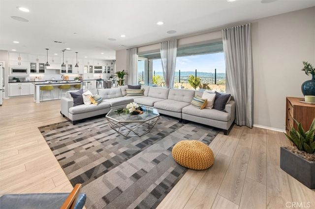 18262 Astro Court, Saugus, CA 91350