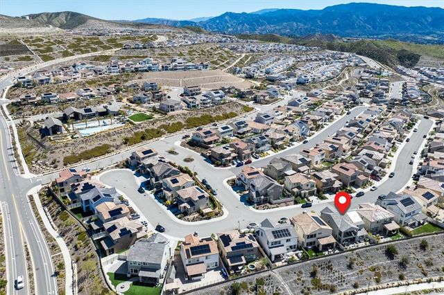 18262 Astro Court, Saugus, CA 91350