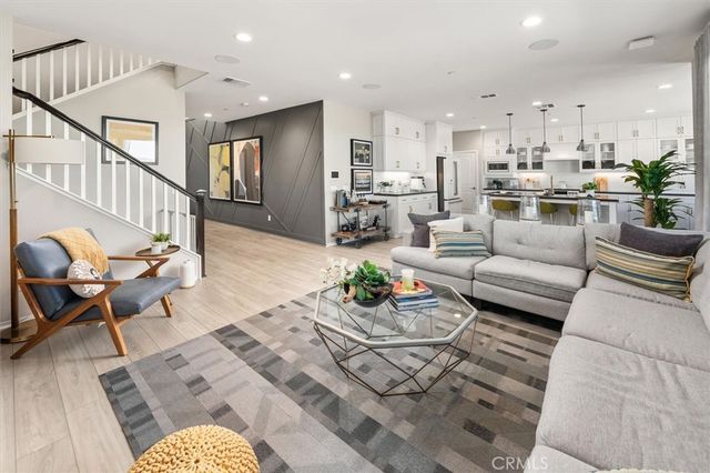 18262 Astro Court, Saugus, CA 91350