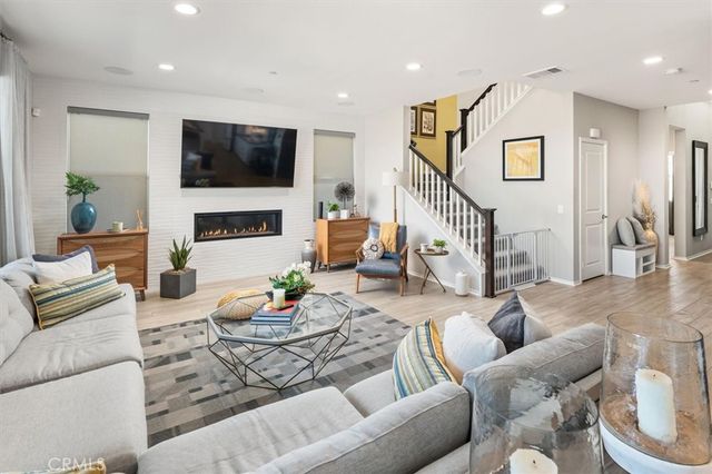 18262 Astro Court, Saugus, CA 91350