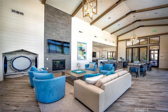 18262 Astro Court, Saugus, CA 91350
