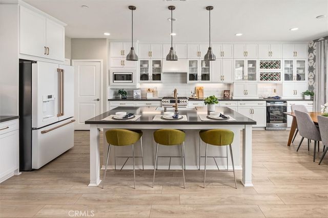 18262 Astro Court, Saugus, CA 91350