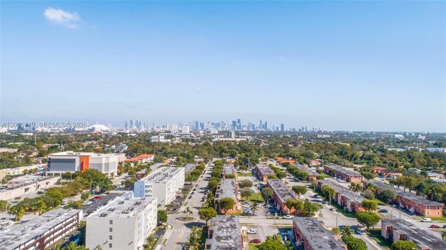 20 Calabria Ave 502, Coral Gables, FL 33134