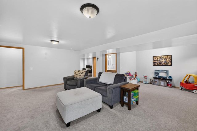 105 Terrace Court, Mount Horeb, WI 53572