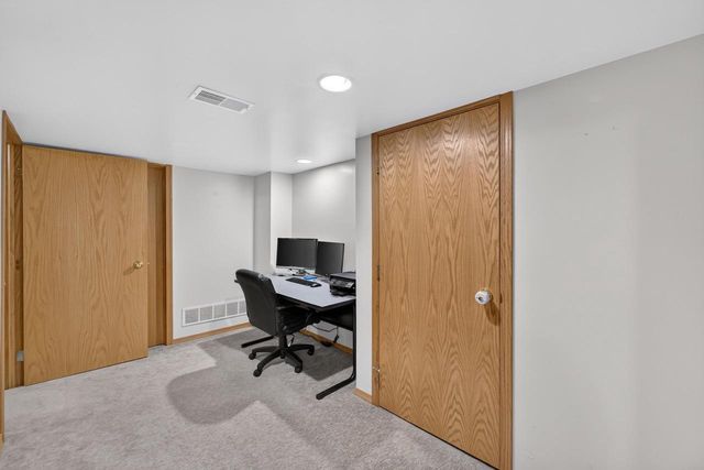 105 Terrace Court, Mount Horeb, WI 53572