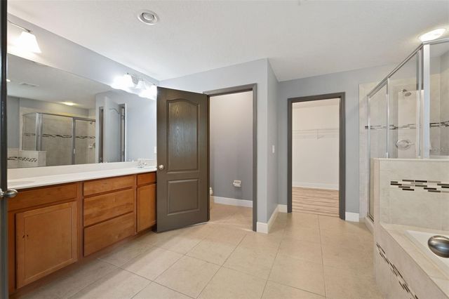 11006 TAHITI ISLE LANE, Tampa, FL 33647