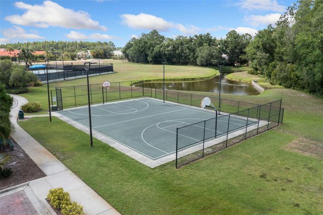 11006 TAHITI ISLE LANE, Tampa, FL 33647