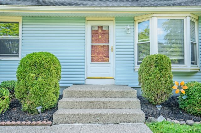 16 Broezel Avenue, Lancaster, NY 14086