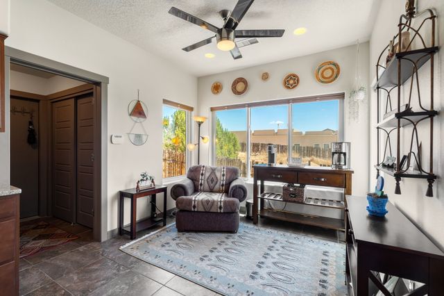 1 Flower Garland, Santa Fe, NM 87508