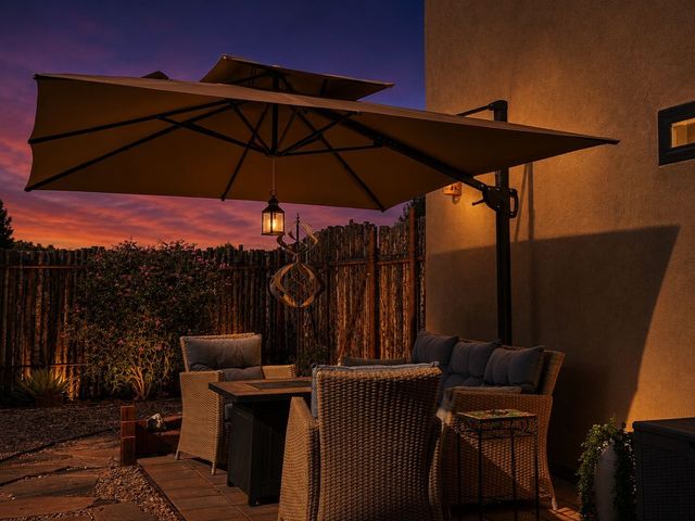 1 Flower Garland, Santa Fe, NM 87508