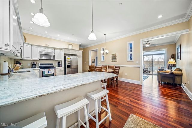 4699 Lake Rd 401, Geneva On The Lake, OH 44041