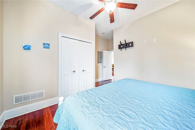 4699 Lake Rd 401, Geneva On The Lake, OH 44041