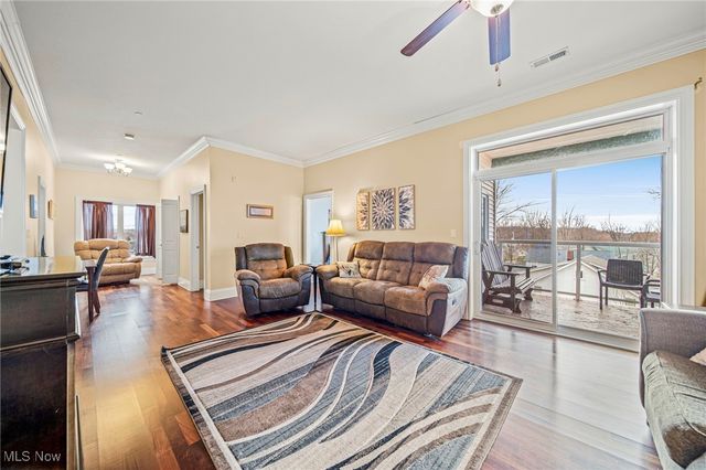 4699 Lake Rd 401, Geneva On The Lake, OH 44041