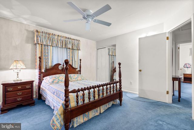 10829 WOODLAND DR, Fairfax, VA 22030
