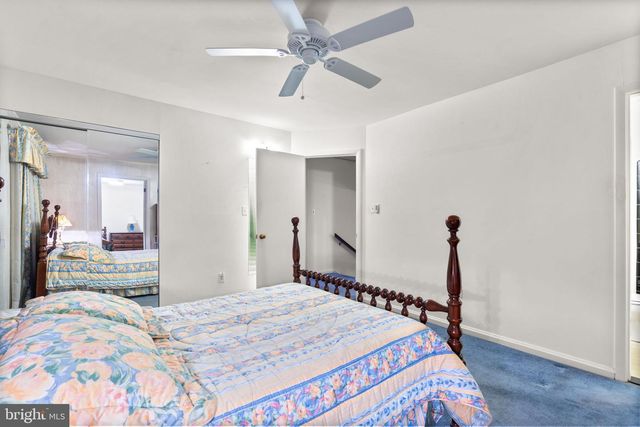 10829 WOODLAND DR, Fairfax, VA 22030