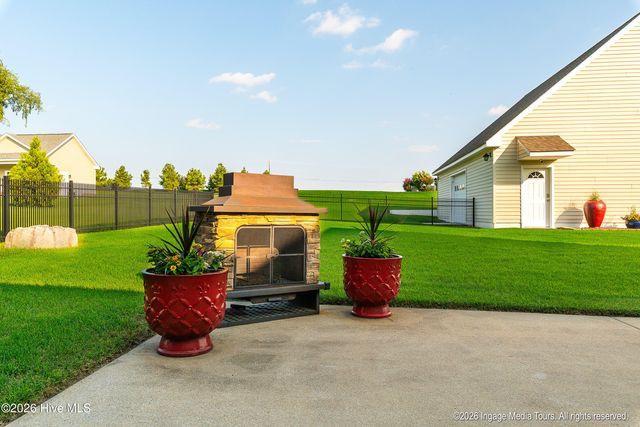 6107 Golden Pond Road, Elm City, NC 27822