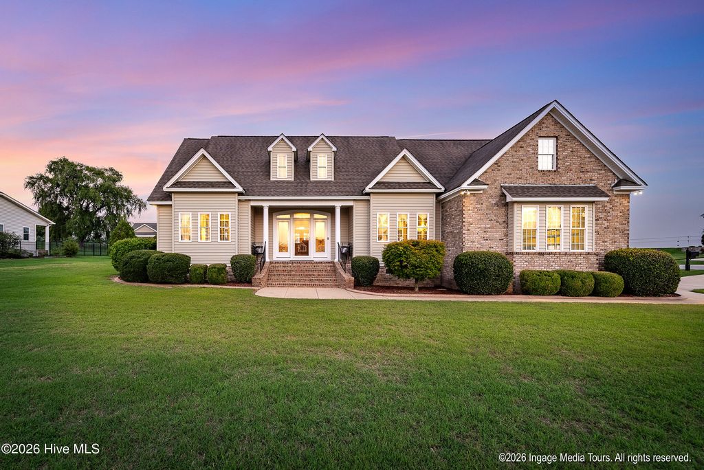 6107 Golden Pond Road, Elm City, NC 27822