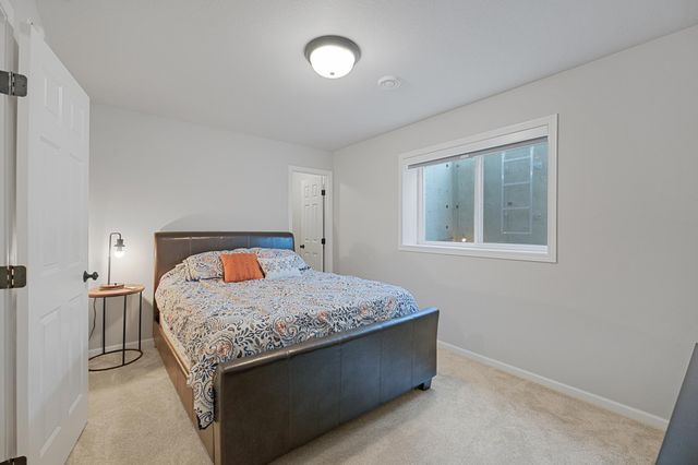 3745 Merrifield Drive S, Fargo, ND 58104