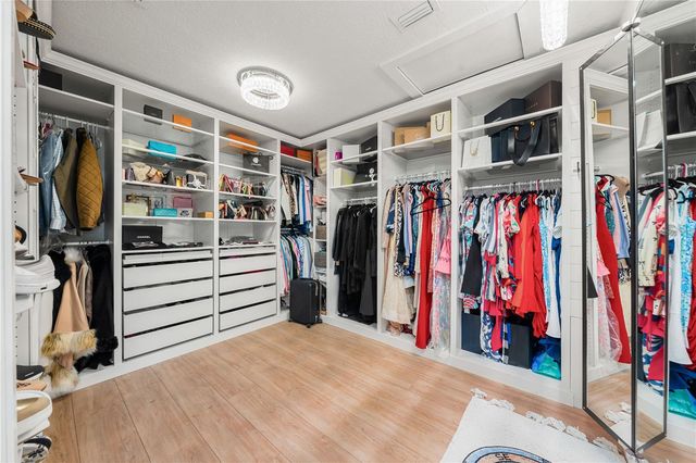 2500 MONTEREY STREET, Sarasota, FL 34231