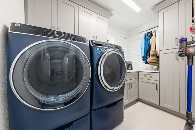 2500 MONTEREY STREET, Sarasota, FL 34231