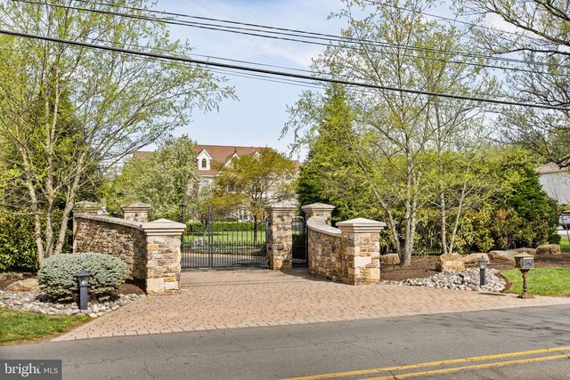 1519 CEDAR HILL RD, Lower Gwynedd, PA 19002
