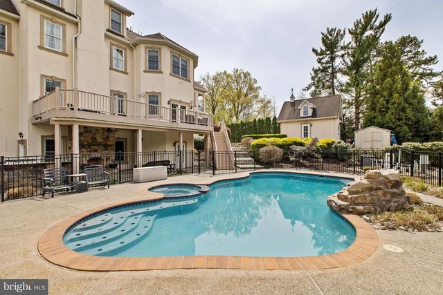 1519 CEDAR HILL RD, Lower Gwynedd, PA 19002