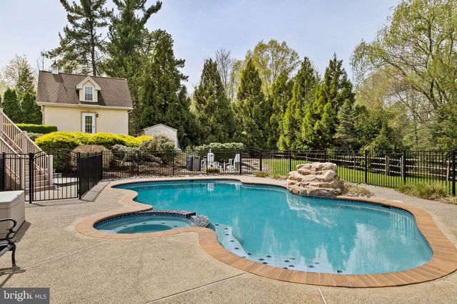 1519 CEDAR HILL RD, Lower Gwynedd, PA 19002