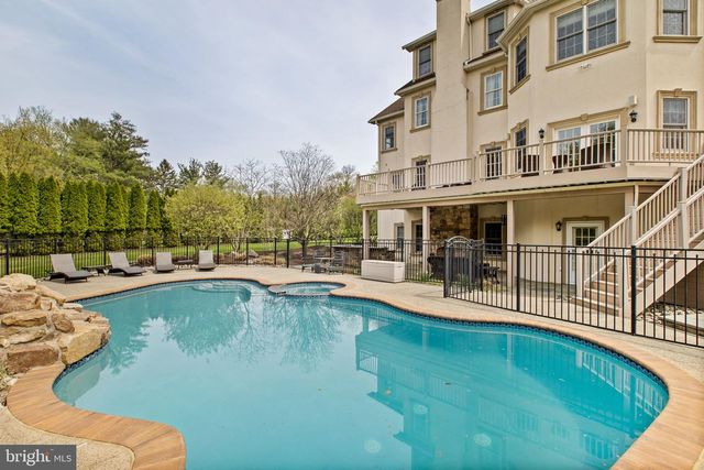 1519 CEDAR HILL RD, Lower Gwynedd, PA 19002