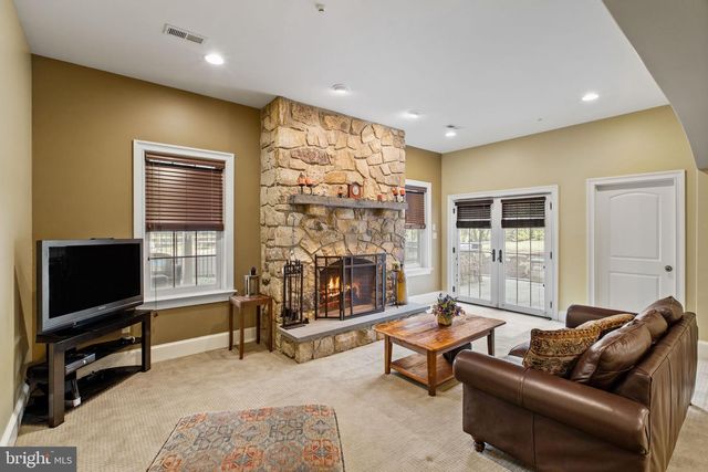 1519 CEDAR HILL RD, Lower Gwynedd, PA 19002