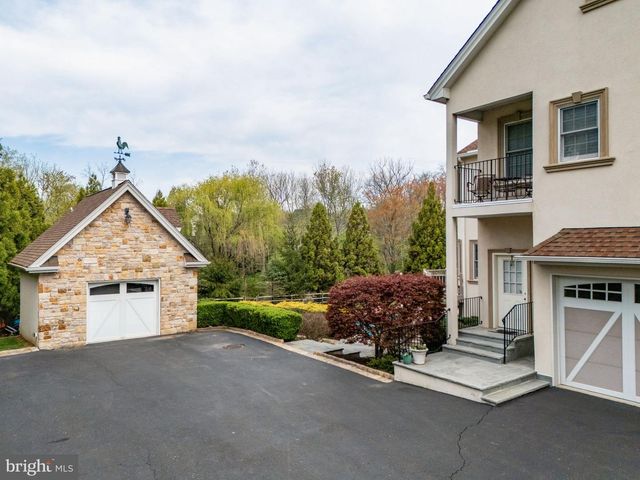 1519 CEDAR HILL RD, Lower Gwynedd, PA 19002