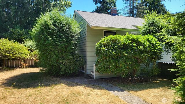 14934 5th Avenue NE, Shoreline, WA 98155